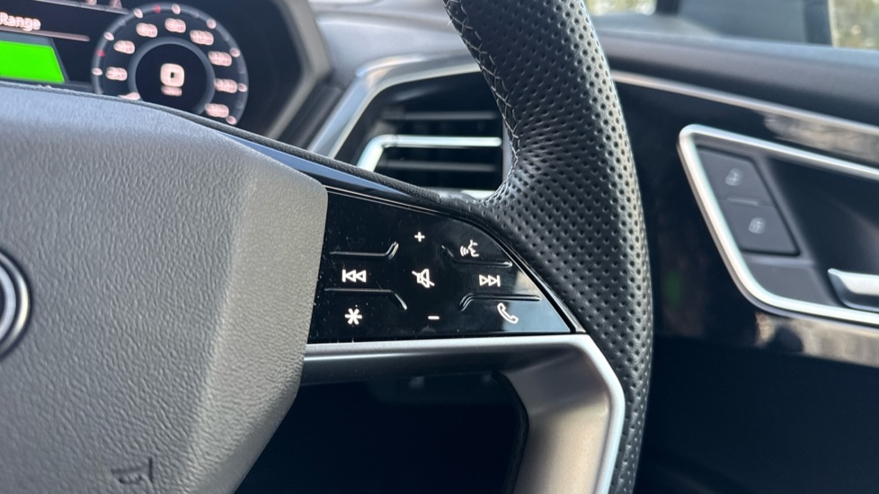 Used Audi Q4 e-tron 2025 for sale - 76366570: Photo 23