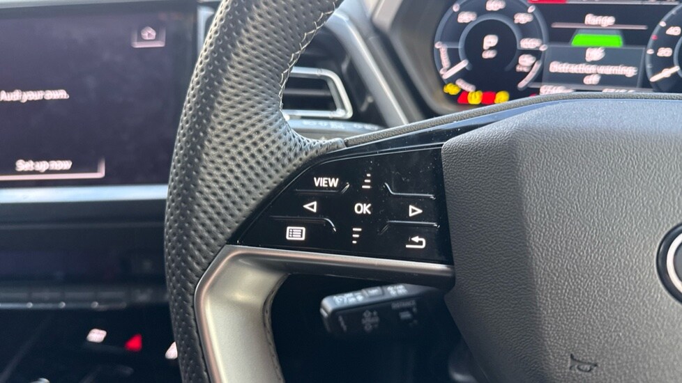 Used Audi Q4 e-tron 2025 for sale - 76366570: Photo 24