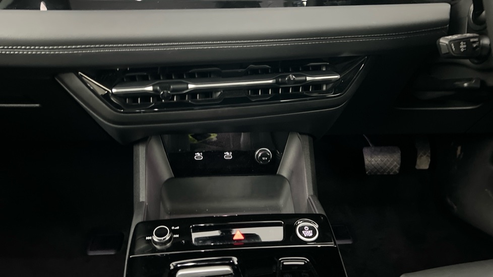 Used Audi Q6 e-tron 2024 for sale - 76523578: Photo 16