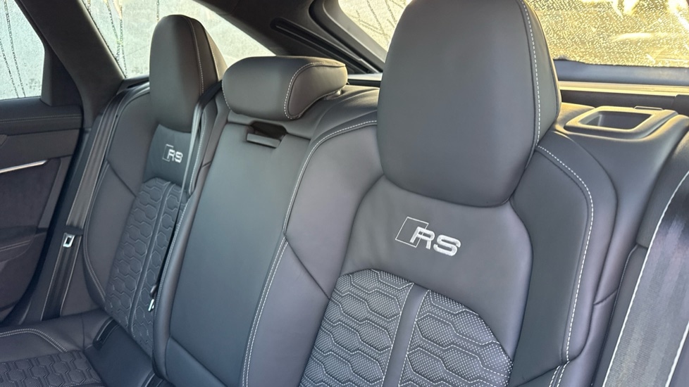 Used Audi RS6 2025 for sale - 76796401: Photo 15