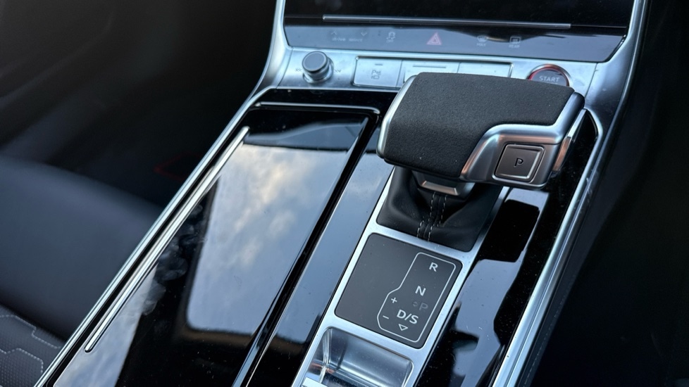 Used Audi RS6 2025 for sale - 76796401: Photo 26