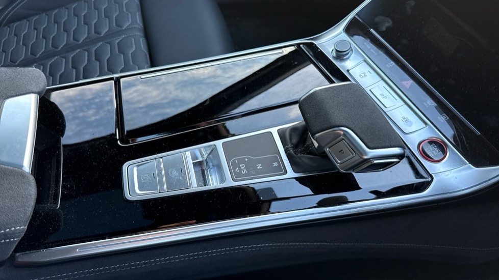 Used Audi RS6 2025 for sale - 76796401: Photo 27