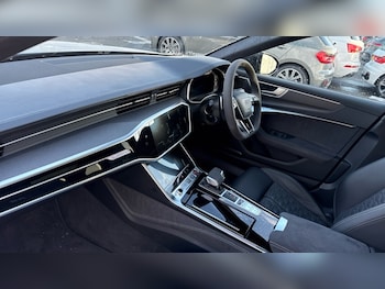 Used Audi RS6 2025 for sale - 76796401: Photo