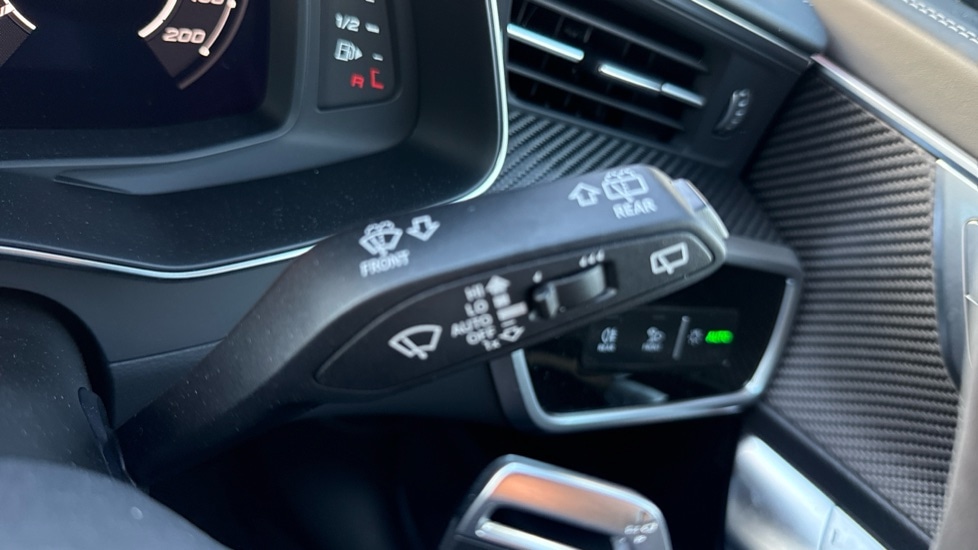 Used Audi RS6 2025 for sale - 76796401: Photo 30