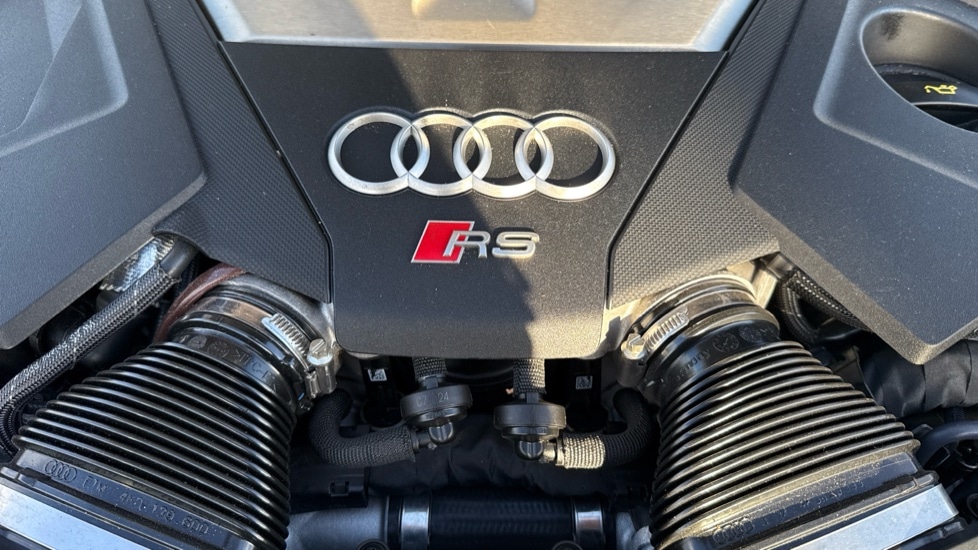 Used Audi RS6 2025 for sale - 76796401: Photo 44