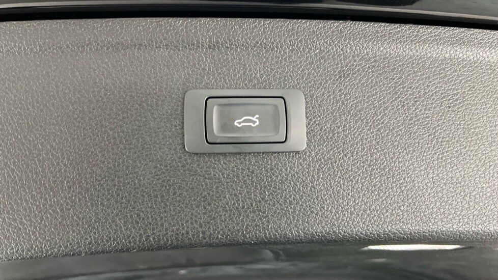 Used Audi Q5 2025 for sale - 76501269: Photo 42