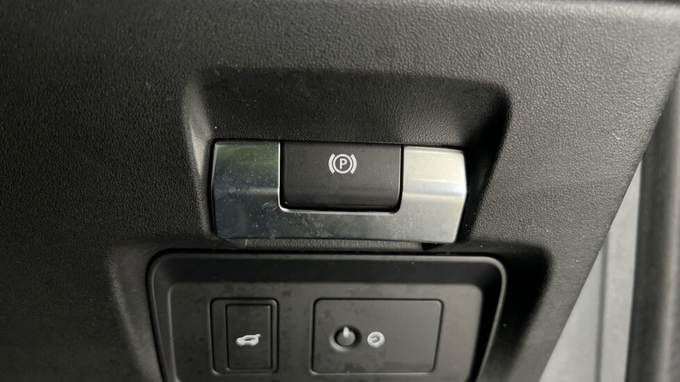 Used Land Rover Discovery Sport 2020 for sale - 76540153: Photo 23