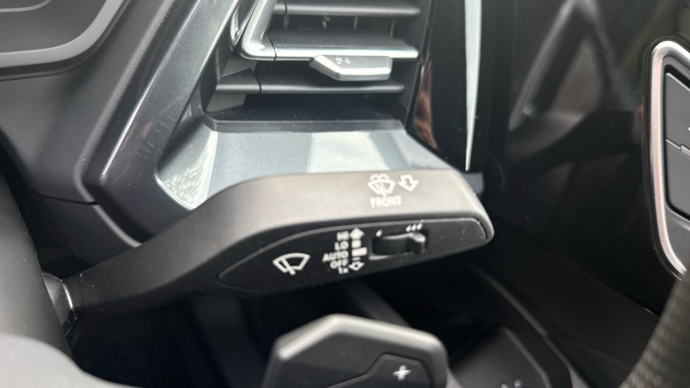 Used Audi Q4 e-tron 2025 for sale - 76660954: Photo 30