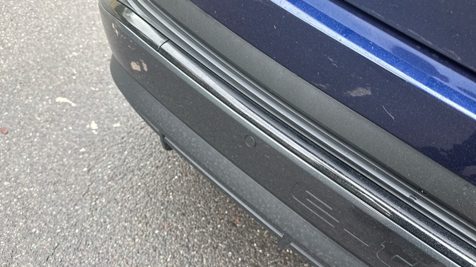 Used Audi Q4 e-tron 2025 for sale - 76660954: Photo 42