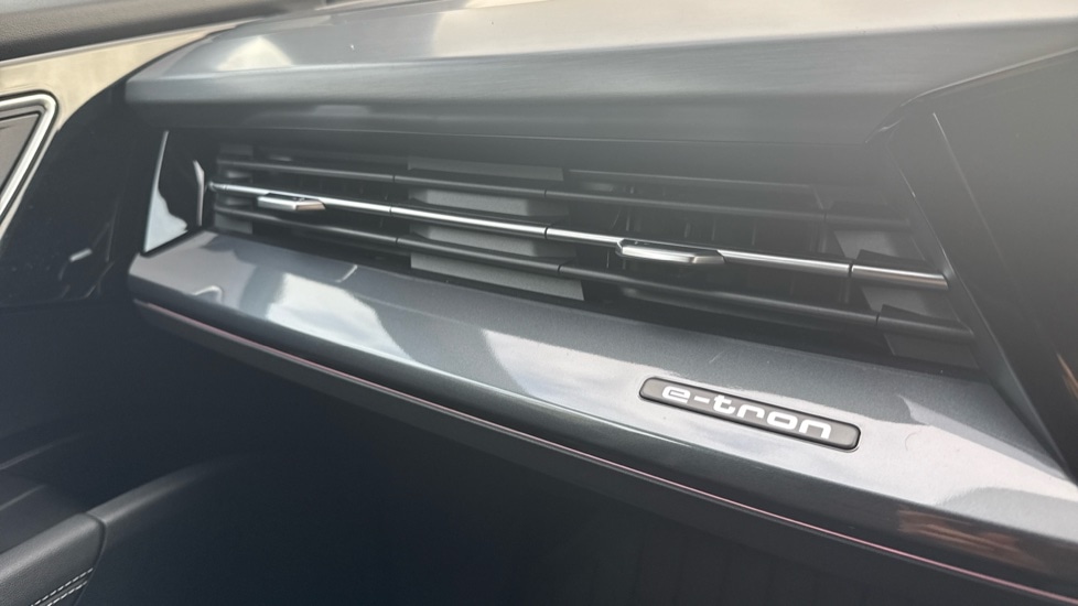 Used Audi Q4 e-tron 2025 for sale - 76660954: Photo 46