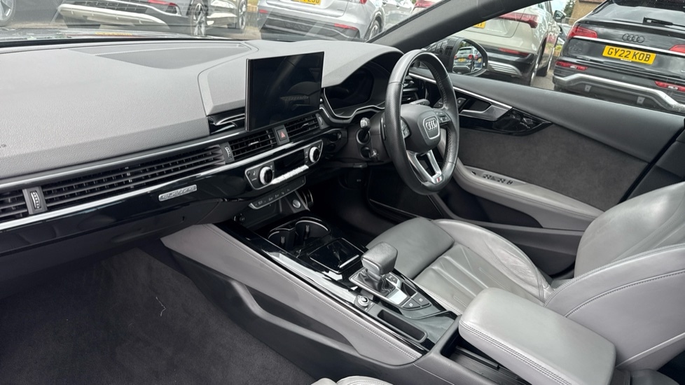 Used Audi A4 2020 for sale - 76217251: Photo 2