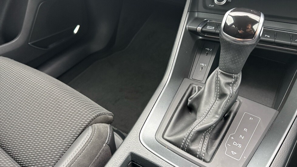 Used Audi Q3 2021 for sale - 76609737: Photo 26