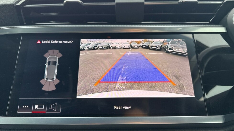 Used Audi Q3 2021 for sale - 76609737: Photo 35