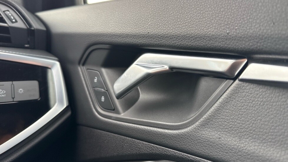 Used Audi Q3 2021 for sale - 76609737: Photo 43