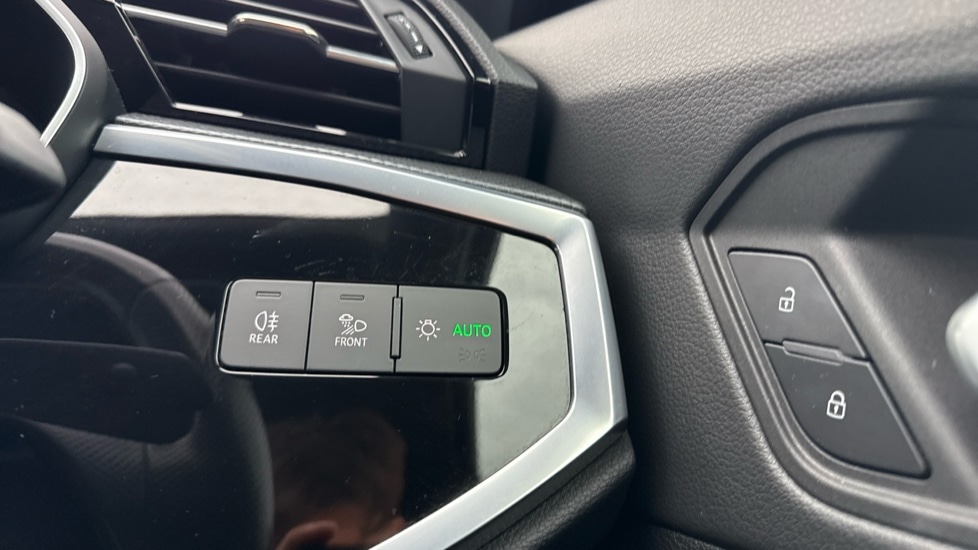 Used Audi Q3 2021 for sale - 76609737: Photo 44