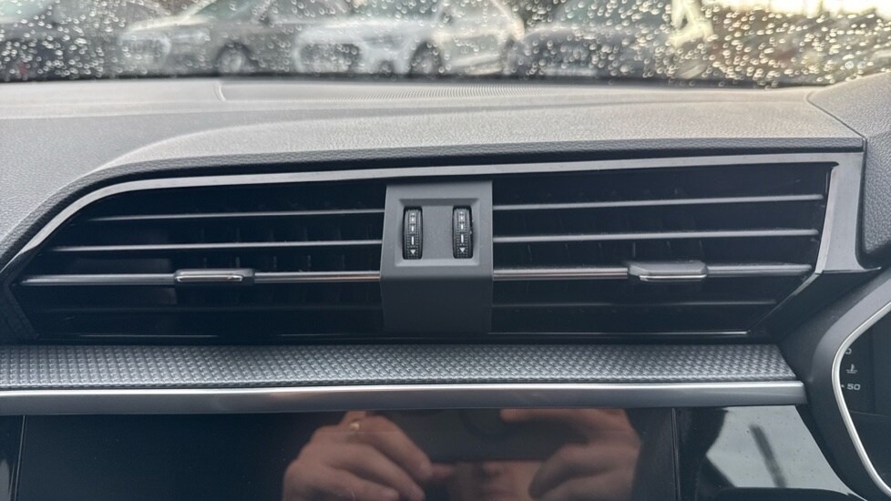 Used Audi Q3 2021 for sale - 76609737: Photo 47