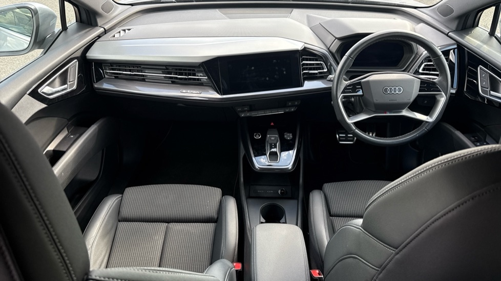 Used Audi Q4 e-tron 2021 for sale - 76180152: Photo 12