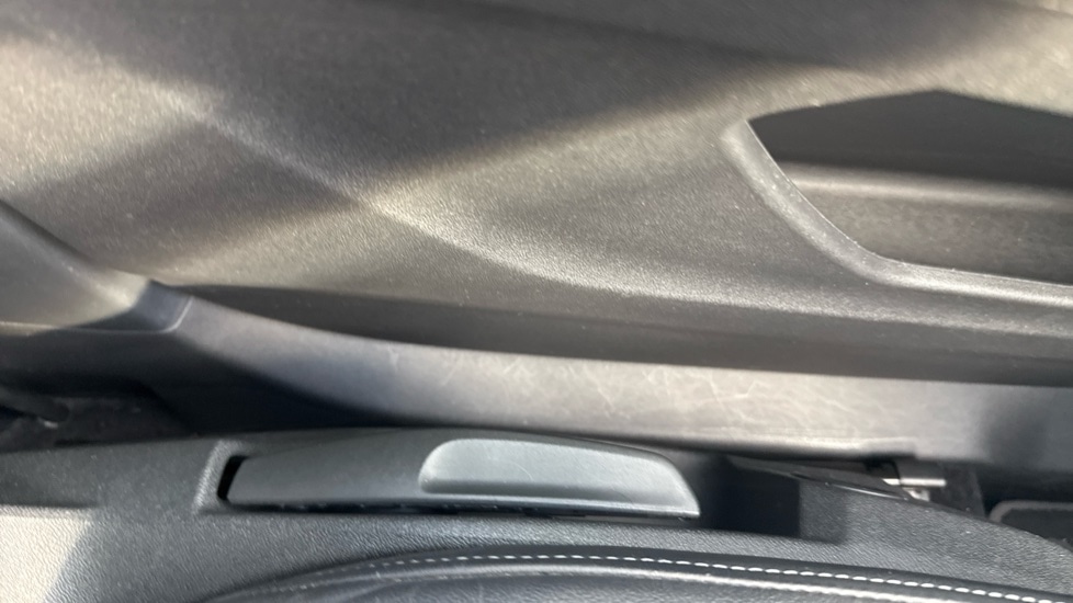 Used Audi Q4 e-tron 2021 for sale - 76180152: Photo 29