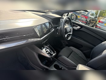 Used Audi Q4 e-tron 2021 for sale - 76180152: Photo 2