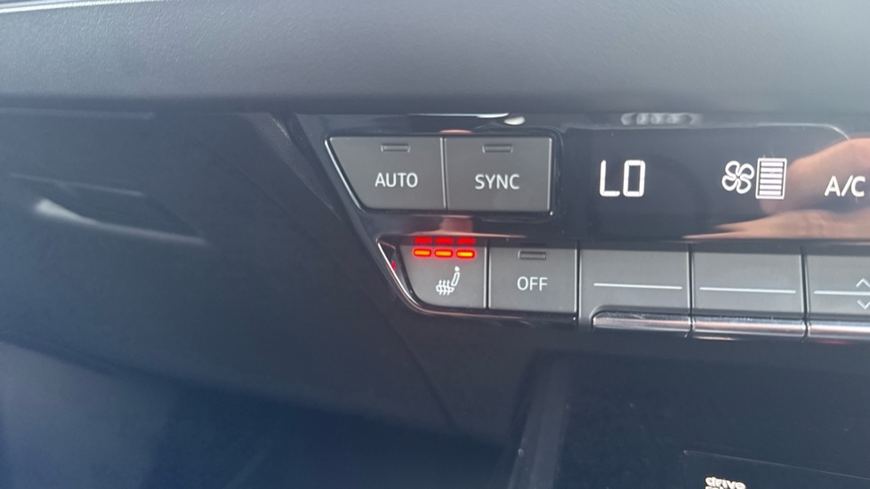 Used Audi Q4 e-tron 2021 for sale - 76180152: Photo 36