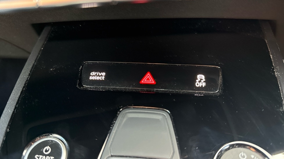 Used Audi Q4 e-tron 2021 for sale - 76180152: Photo 45