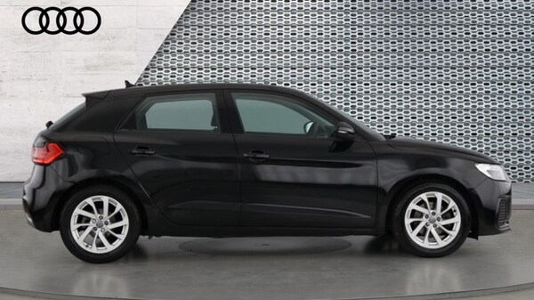Used Audi A1 2019 for sale - 76130726: Photo 4
