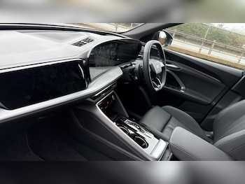 Used Audi Q5 2025 for sale - 76842148: Photo