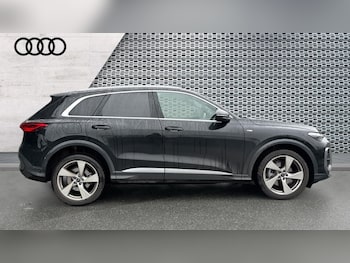 Used Audi Q5 2025 for sale - 76842148: Photo