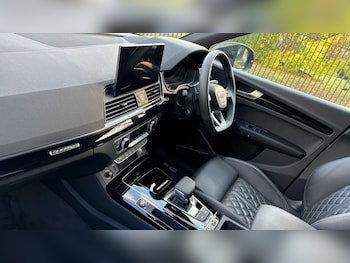 Used Audi Q5 2024 for sale - 76021921: Photo