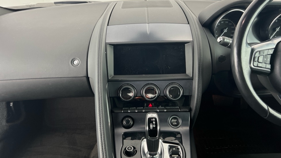 Used Jaguar F-Type 2019 for sale - 76420301: Photo 12