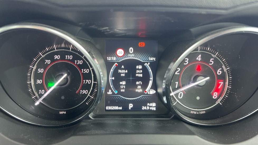 Used Jaguar F-Type 2019 for sale - 76420301: Photo 13