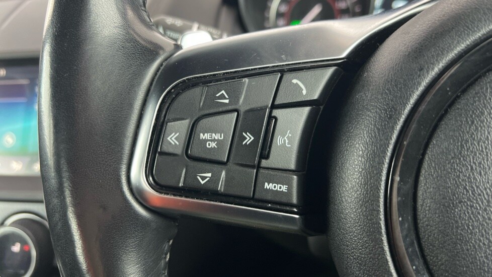 Used Jaguar F-Type 2019 for sale - 76420301: Photo 23