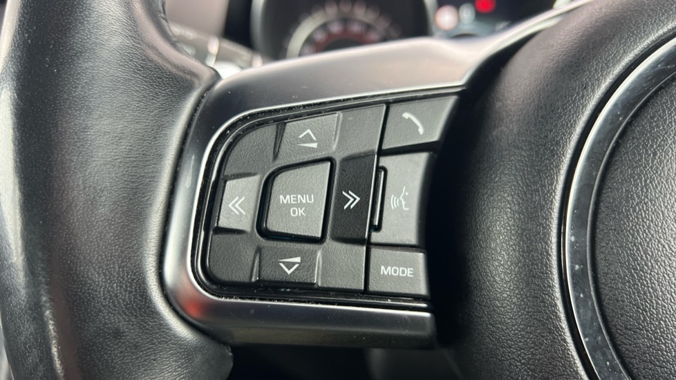 Used Jaguar F-Type 2019 for sale - 76420301: Photo 36