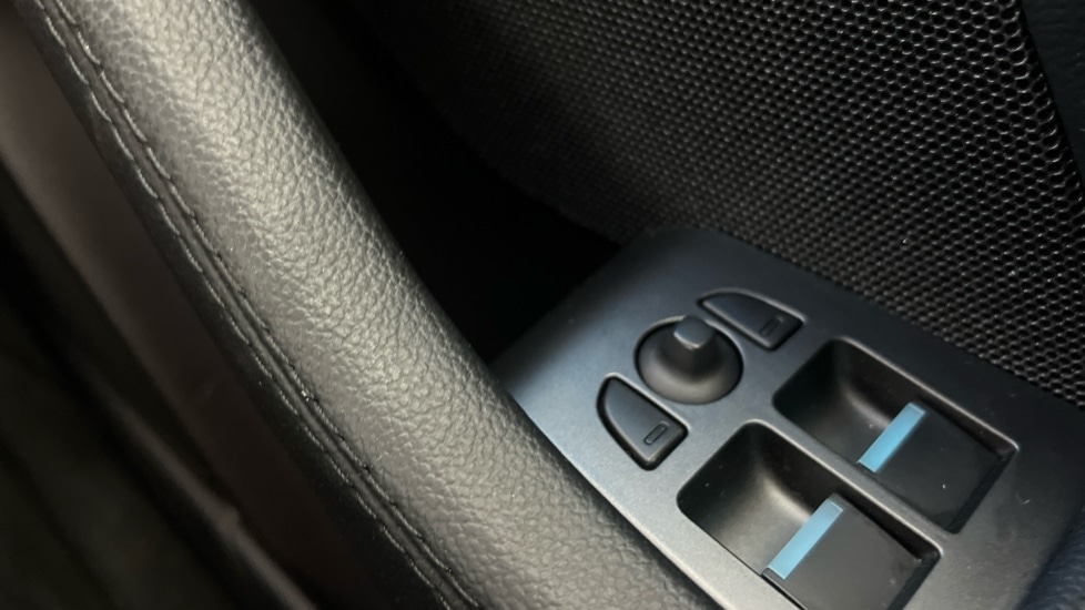 Used Jaguar F-Type 2019 for sale - 76420301: Photo 38