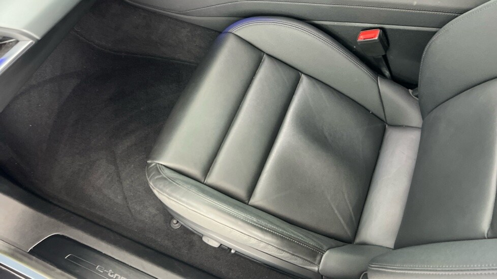 Used Audi e-tron GT 2022 for sale - 76999420: Photo 32