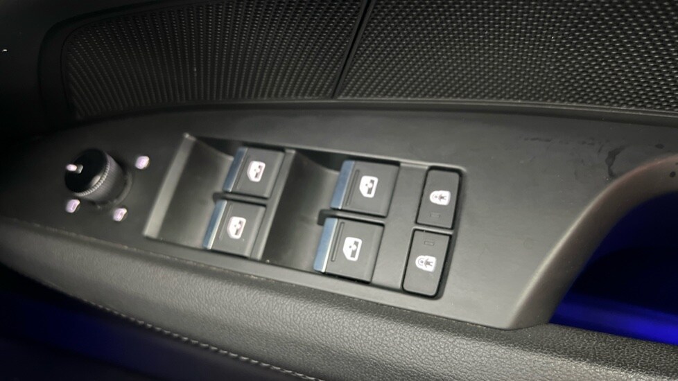 Used Audi e-tron GT 2022 for sale - 76999420: Photo 42