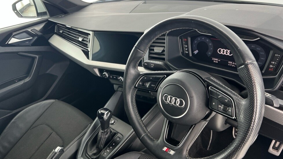 Used Audi A1 2021 for sale - 76552534: Photo 6