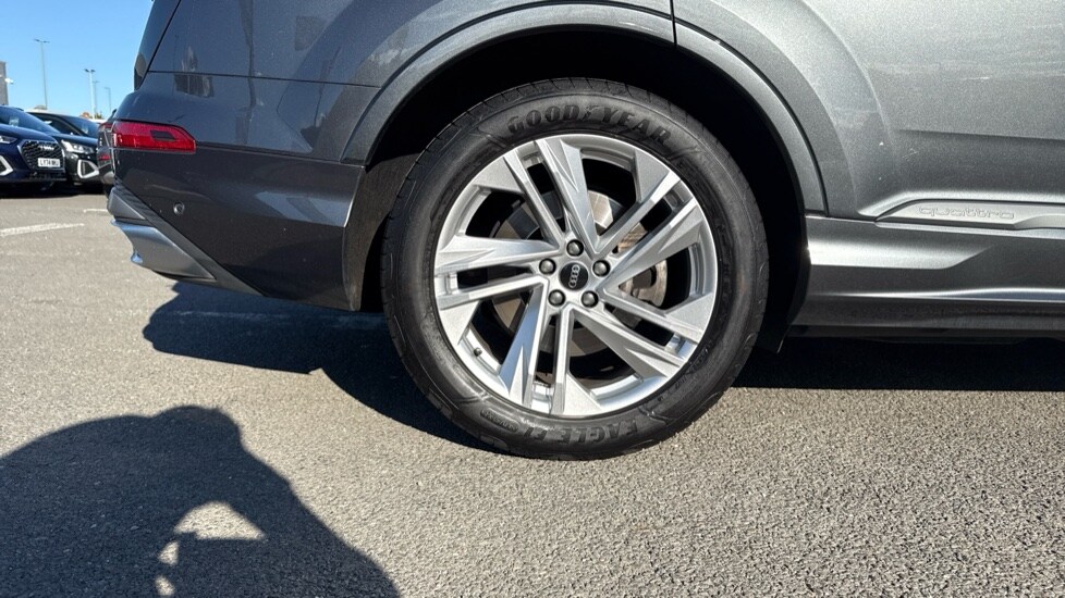 Used Audi Q7 2023 for sale - 76067086: Photo 21
