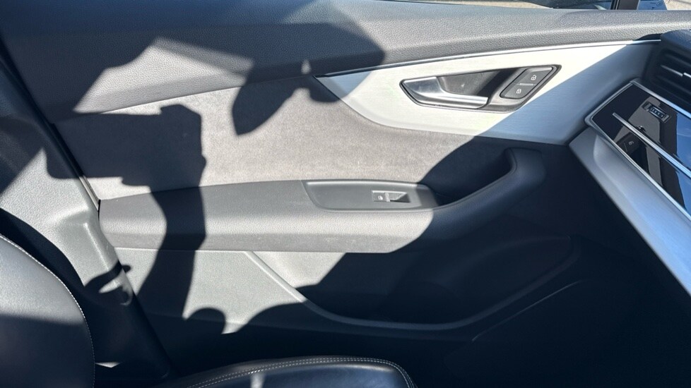 Used Audi Q7 2023 for sale - 76067086: Photo 28