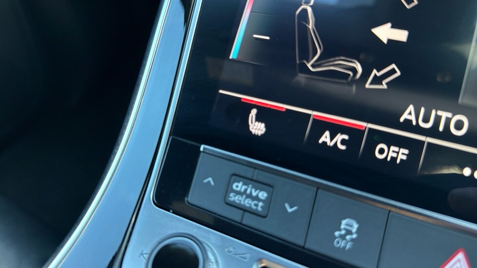 Used Audi Q7 2023 for sale - 76067086: Photo 37