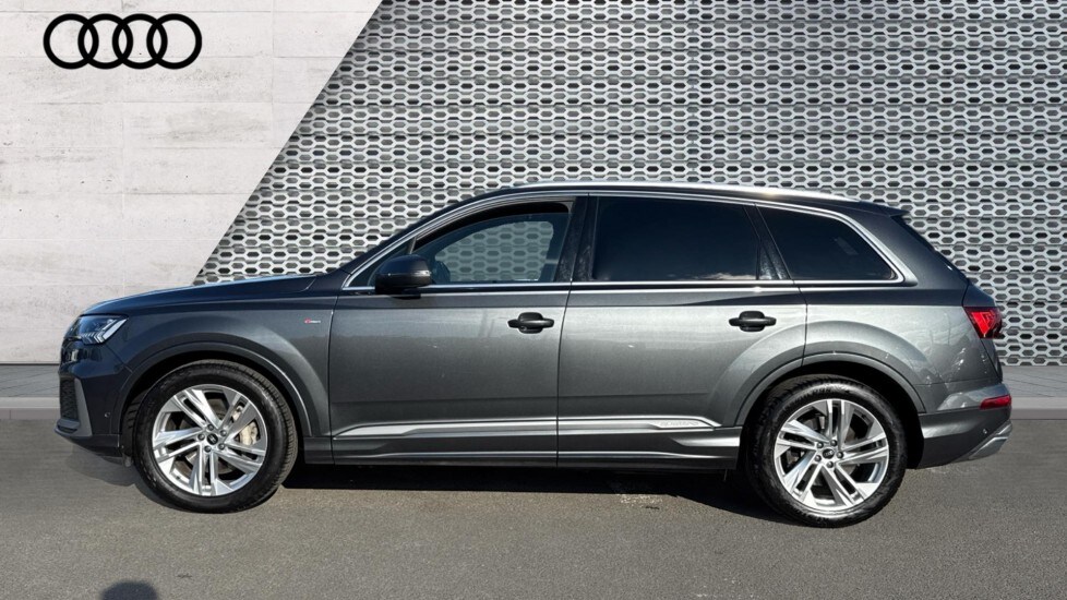 Used Audi Q7 2023 for sale - 76067086: Photo 9