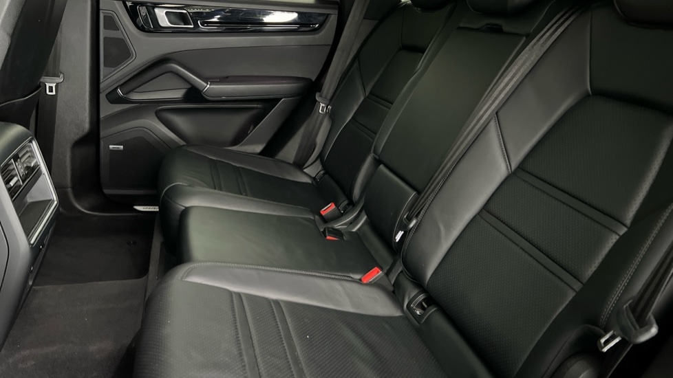 Used Porsche Cayenne 2020 for sale - 76203782: Photo 14