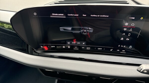 Used Audi Q6 e-tron 2025 for sale - 76233935: Photo 16