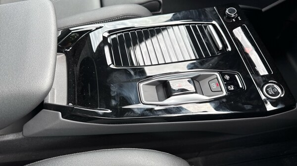 Used Audi Q6 e-tron 2025 for sale - 76233935: Photo 27