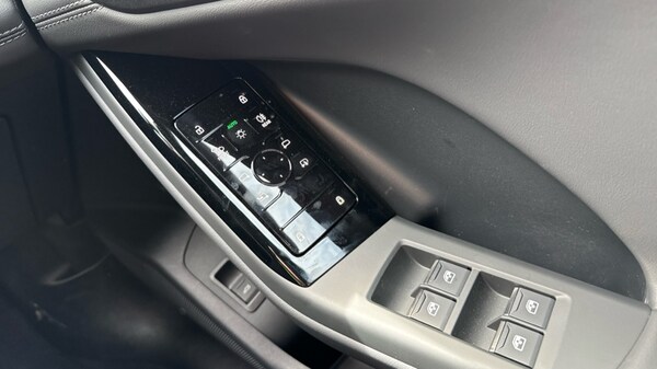 Used Audi Q6 e-tron 2025 for sale - 76233935: Photo 47
