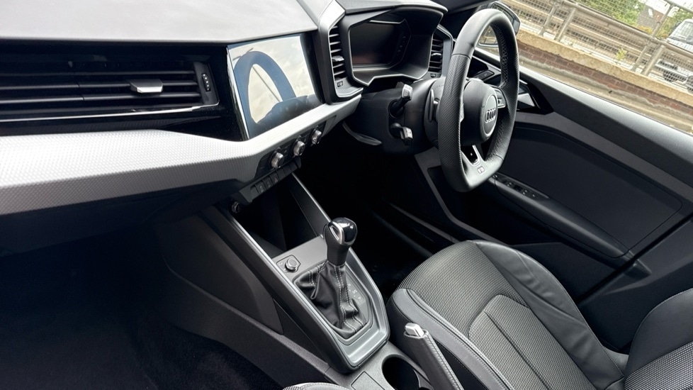 Used Audi A1 2024 for sale - 76487534: Photo 2