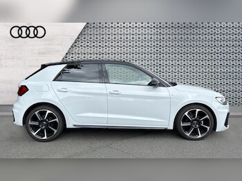 Used Audi A1 2024 for sale - 76487534: Photo