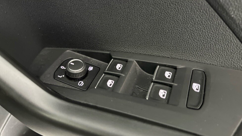 Used Volkswagen T-Cross 2022 for sale - 76404745: Photo 23