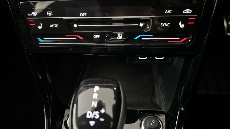 Used Volkswagen T-Cross 2022 for sale - 76404745: Photo 29