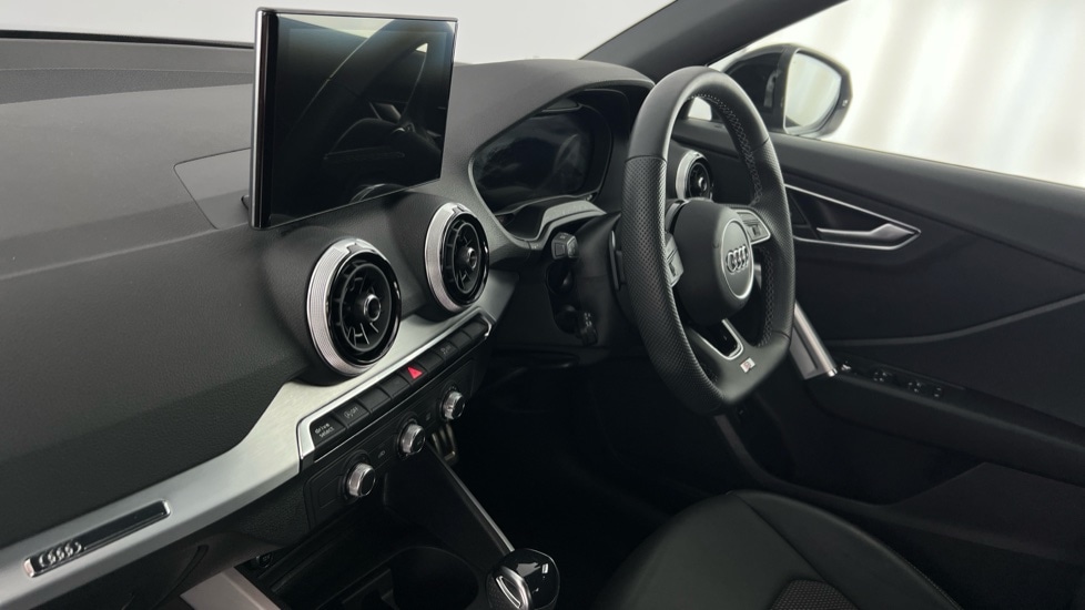 Used Audi Q2 2025 for sale - 76593660: Photo 2